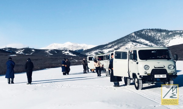 Асралт хайрхан оргилд авирах аялал - 2 өдөр/1 шөнө